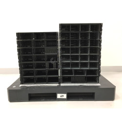 IBM STORWIZE V5000 G2 SFF EXPANSION 9 X  IBM STORWIZE V5000 G2 SFF EXPANSION,  6 X  IBM STORWIZE V5000 G2 LFF EXPANSION IBM STORWIZE V5000 G2 LFF EXPANSION