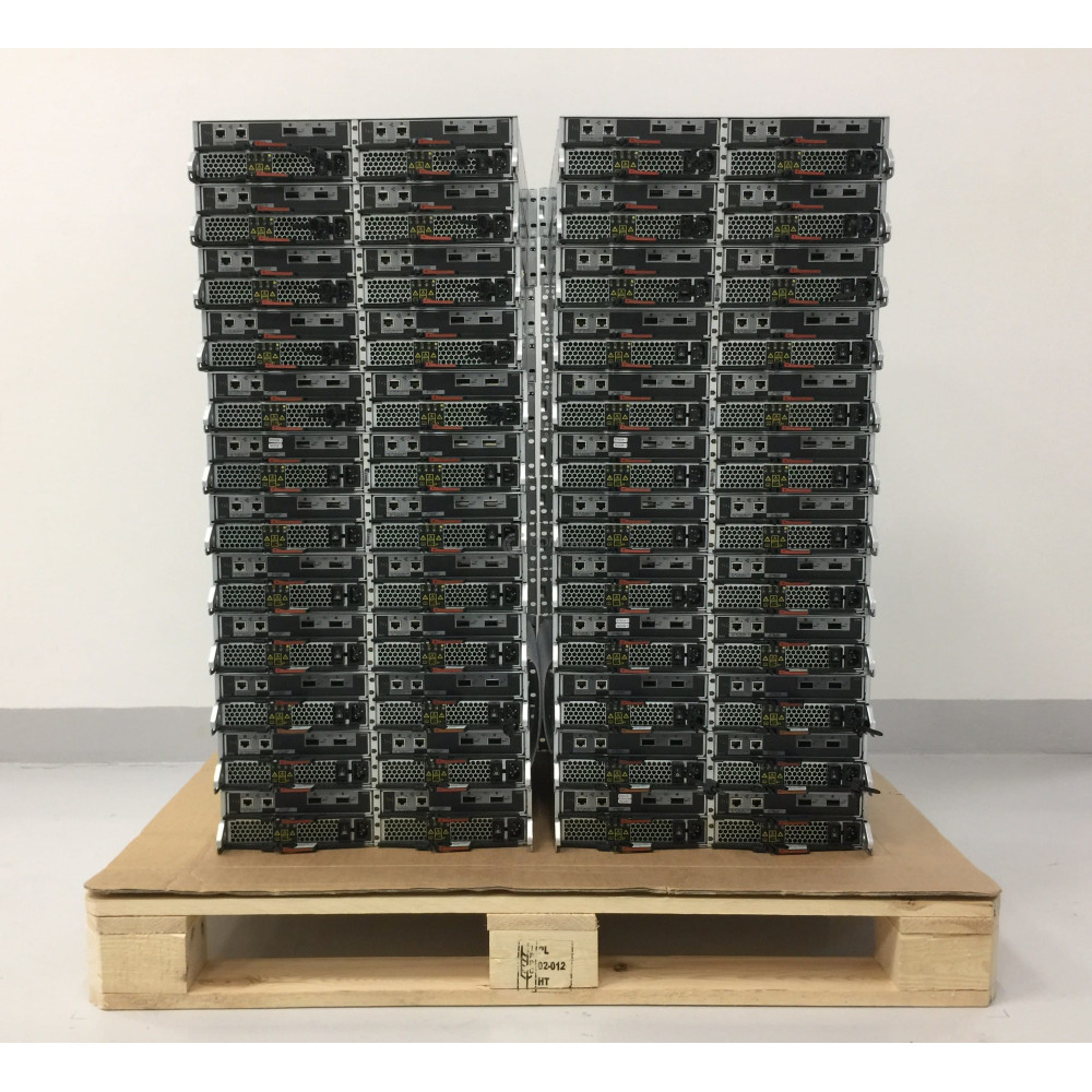 NETAPP DS2246 SFF 24 X  NETAPP DS2246 SFF .