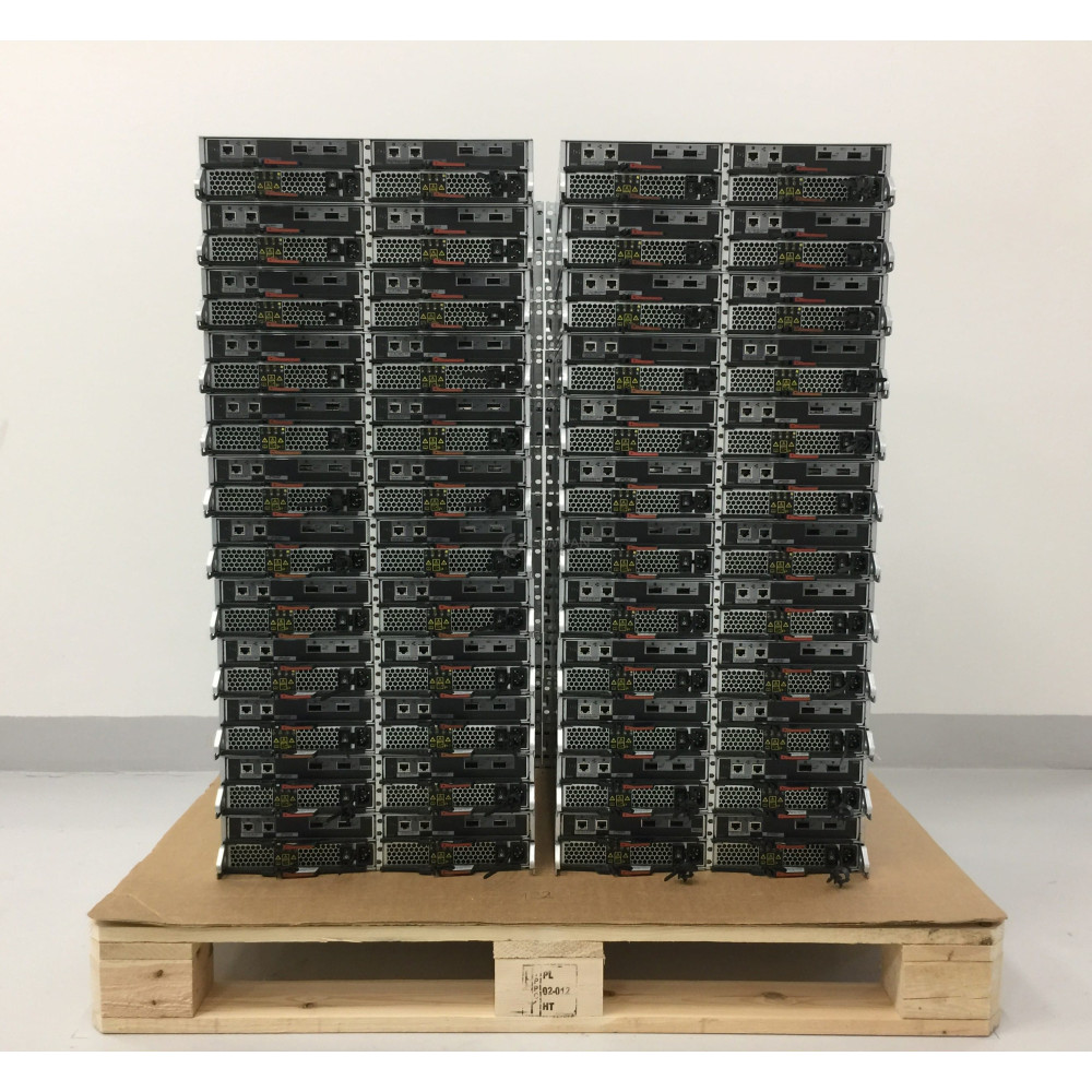 NETAPP DS2246 SFF_3 24 X NETAPP DS2246 SFF .