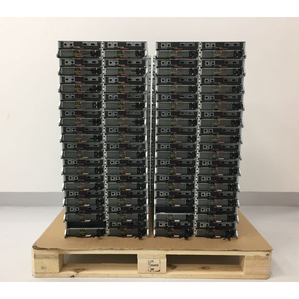 NETAPP DS2246 SFF_4 24 X NETAPP DS2246 SFF .