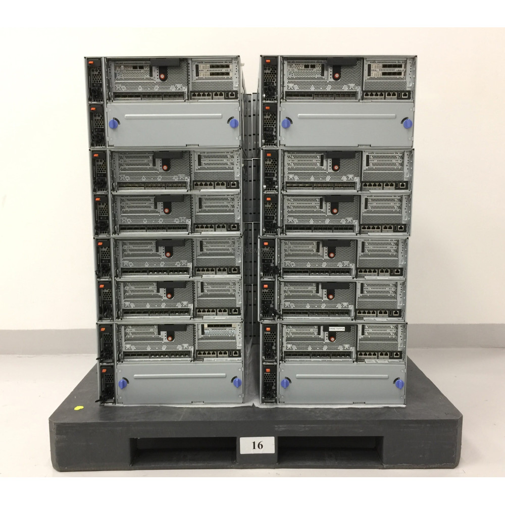 NETAPP FAS8040_2 8 X NETAPP FAS8040