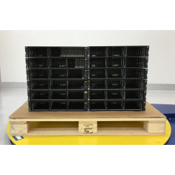 IBM STORWIZE V5000 SFF_2 8 X IBM V5000 SFF EXP, 1 X IBM V5000 SFF CTRL, 2 X IBM V3700 SFF CTRL, 1 X IBM V3700 SFF EXP IBM STORWIZE V3700 SFF