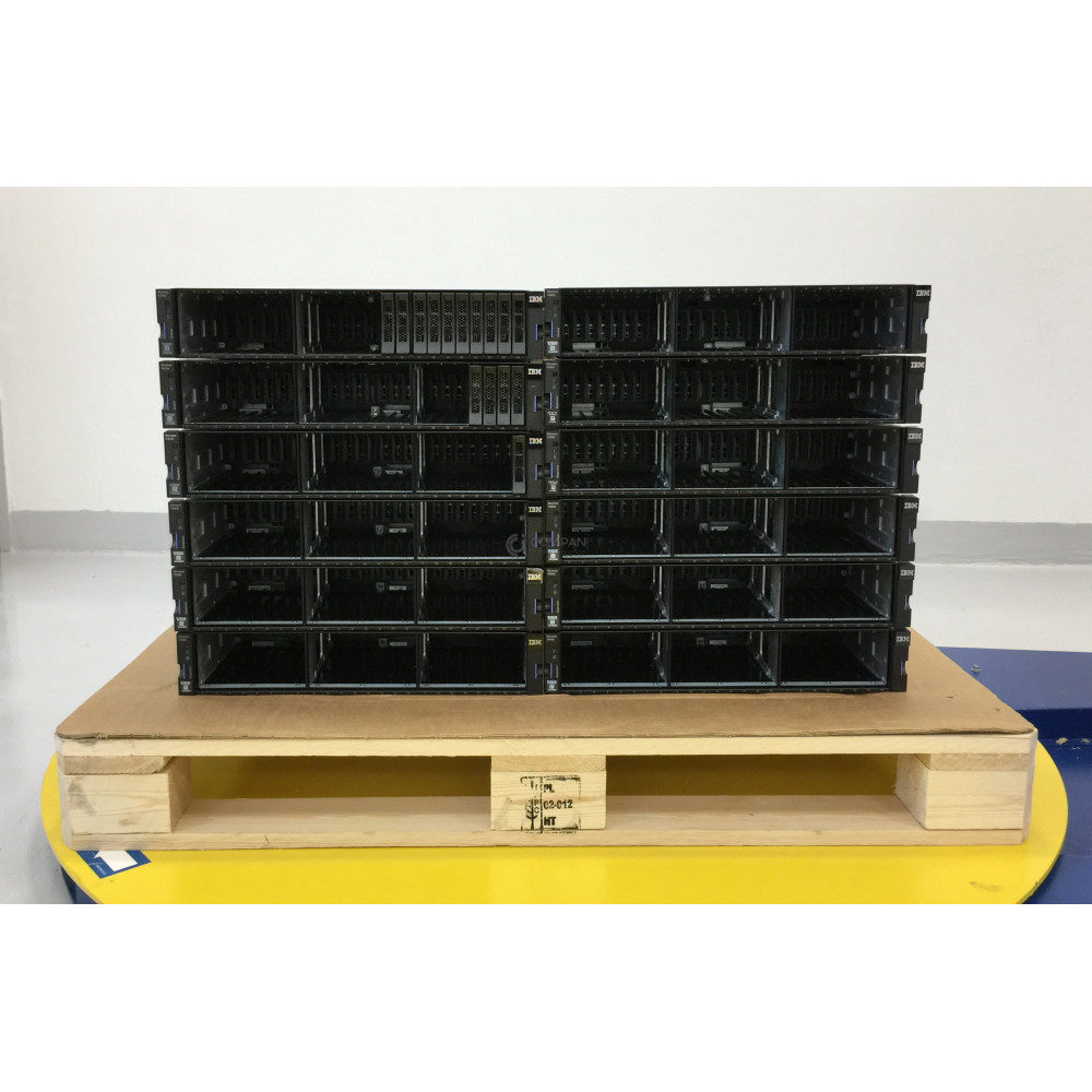 IBM STORWIZE V5000 SFF_2 8 X IBM V5000 SFF EXP, 1 X IBM V5000 SFF CTRL, 2 X IBM V3700 SFF CTRL, 1 X IBM V3700 SFF EXP IBM STORWIZE V3700 SFF