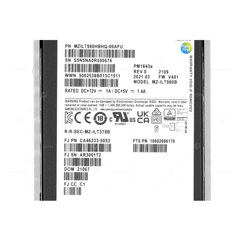 CA08226-E958  FUJITSU 960GB 12G SAS 2.5 SFF SSD FOR DX100 S4 DX200 S4