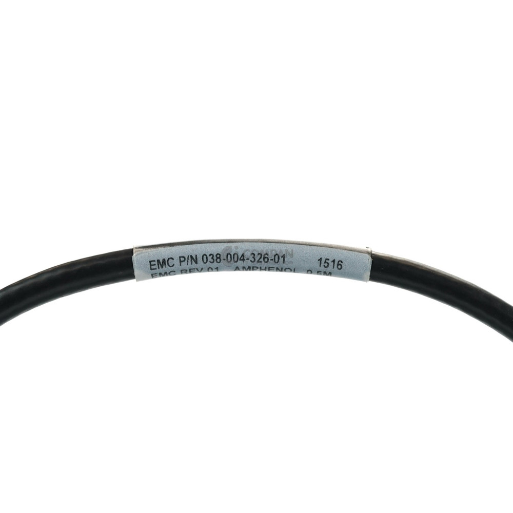 038-004-326-01 EMC 40G QSFP+ CABLE 0.5M